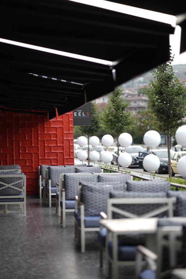 Four Reels Hotel Serdivan Ngoại thất bức ảnh